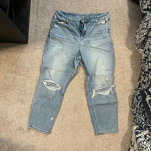 AE Stretch Distressed Jeans